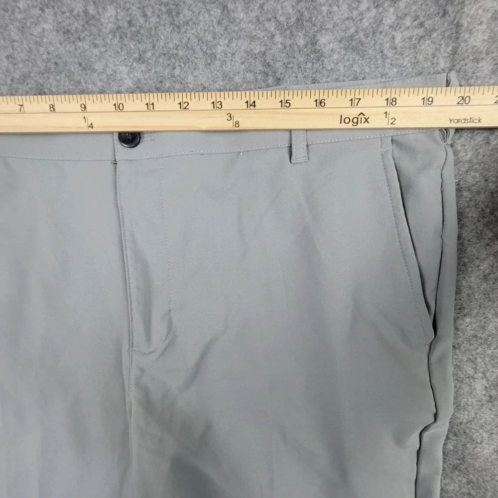 IZOD Golf Men 38 Straight Fit Shorts Gray Performance Stretch Flat Front Casual
